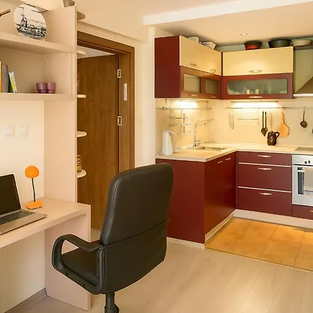 Apartment Cosy Nest With Glass Veranda *